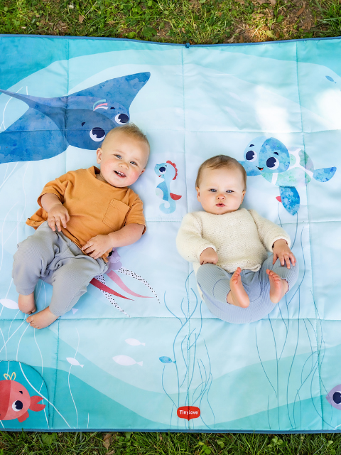 Adorable underwater characters & magical turquoise-blue aquarelle design