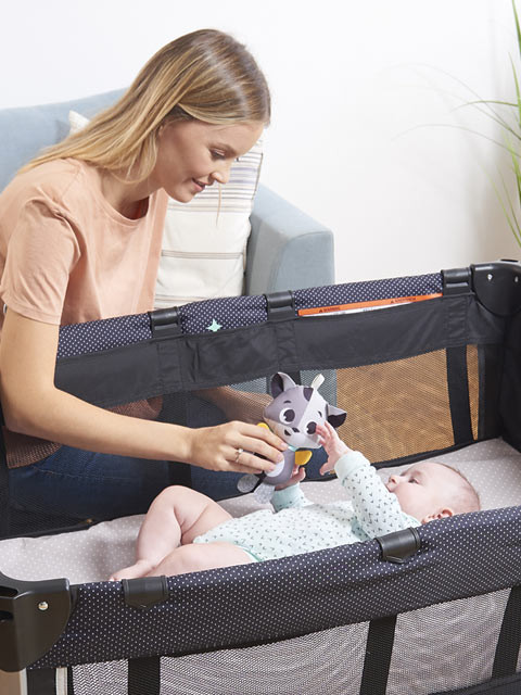 Play bassinet provides a secure place for babies up to 15 lbs.